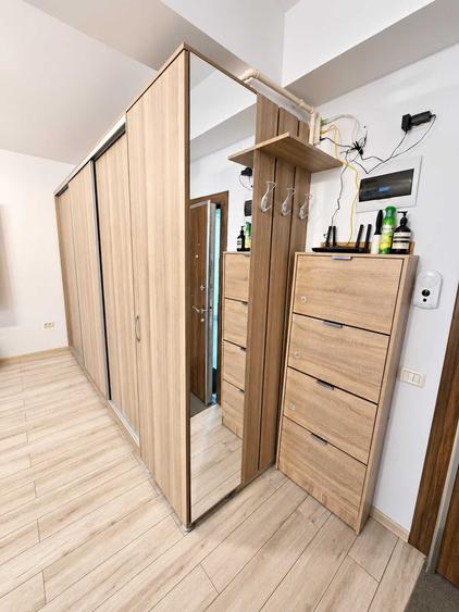 Apartament cu 2 camere semidecomandat în Roșu