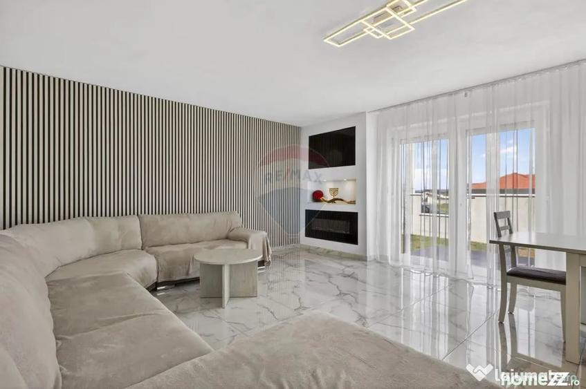 Casă cu 9 camere cu Teren 600 Mp în Fântânele