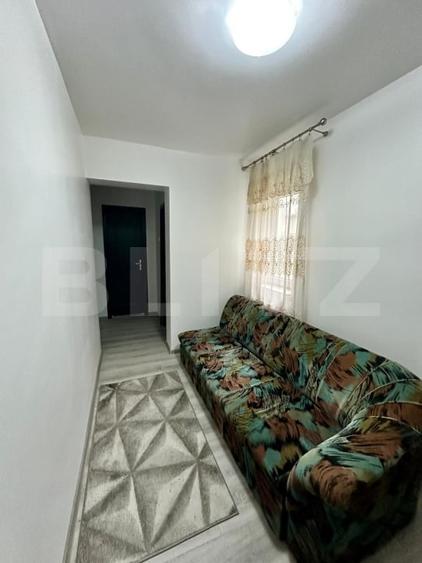 Apartament cu 3 camere semidecomandat, mobilat în Teilor