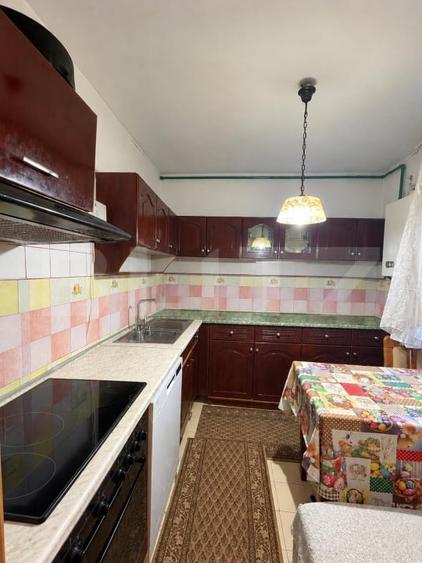 Casă individuală cu 5 camere cu Piscina în Hațeg