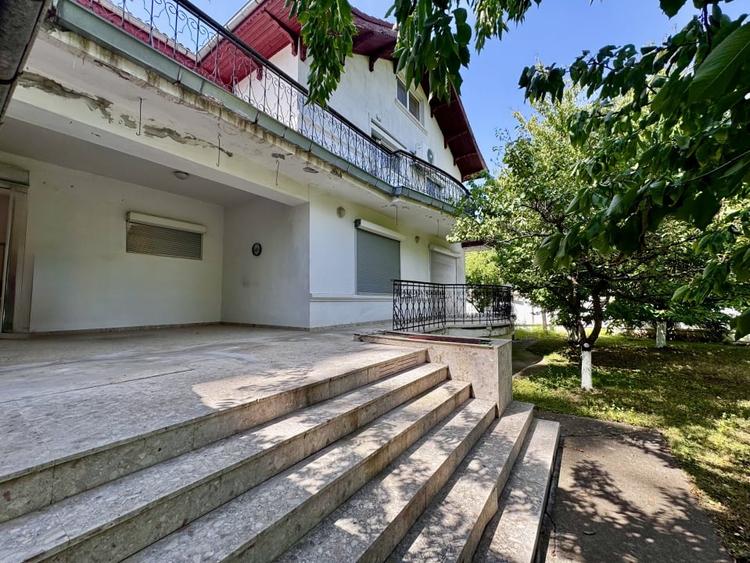 Casă individuală cu 7 camere cu Canalizare în Snagov