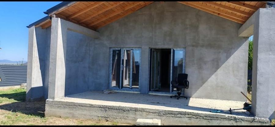 Casă cu 3 camere în Sânpetru