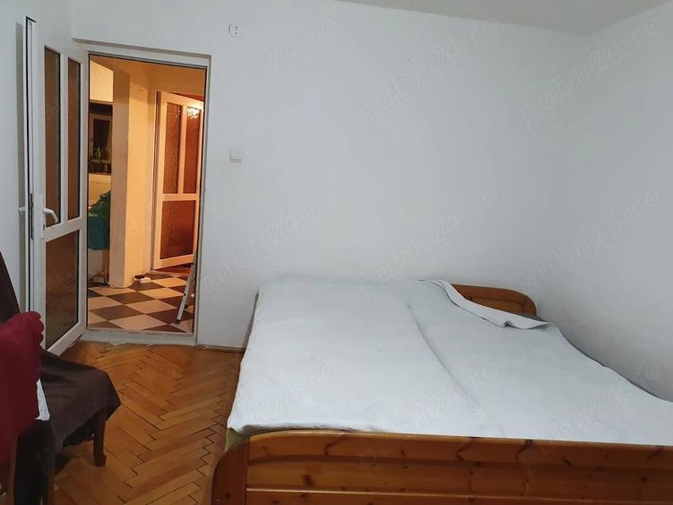 Apartament cu 2 camere decomandat în Spitalul Județean