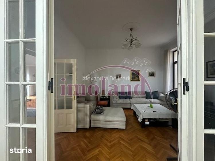 Apartament 4 camere in vila interbelica- vanzare- zona Gara de Nord