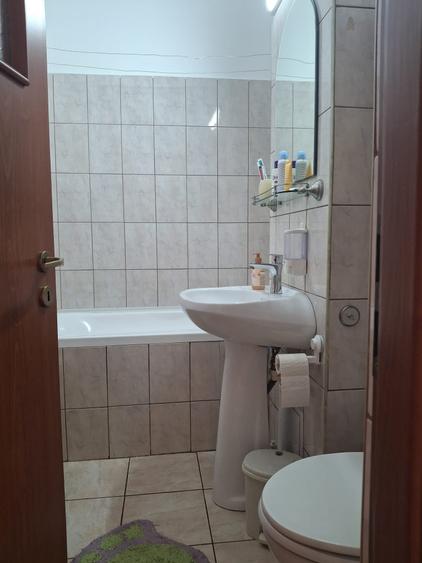 Apartament 2 camere Poarta 6 - 7