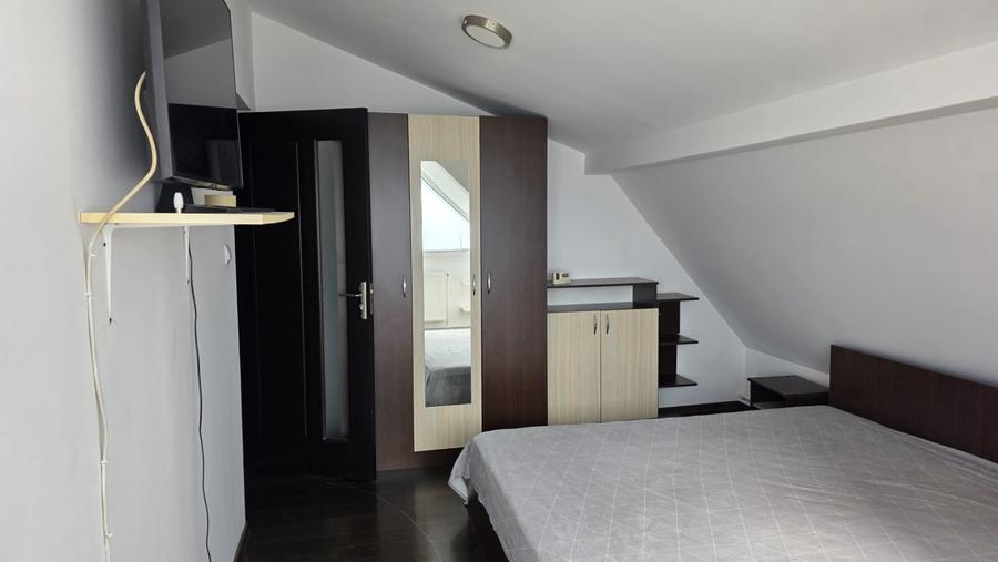 Apartament cu 2 camere decomandat, mobilat în Steaua