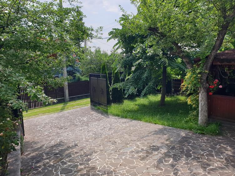 Casă individuală cu 5 camere cu Canalizare în Breaza