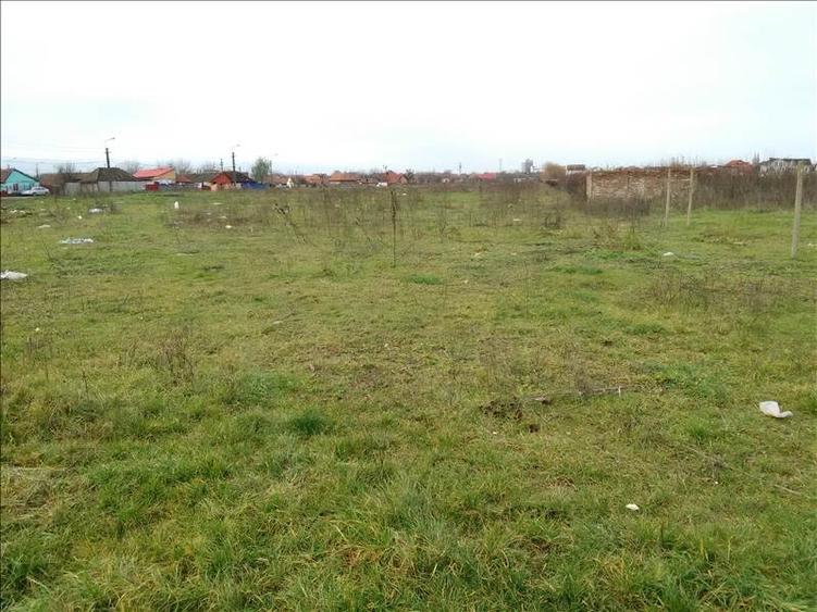 Teren Construcții intravilan de 500 mp, în Kuncz