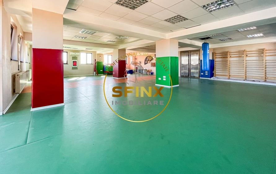 Casă individuală cu 6 camere cu Canalizare în Pipera