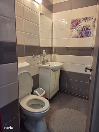 Apartament cu 3 camere în 1 Mai