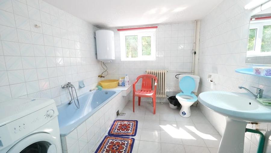 Casă cu Teren 400 Mp în Cheia