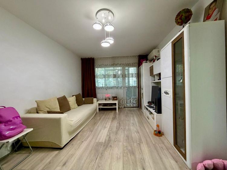 Apartament cu 2 camere semidecomandat în Pantelimon