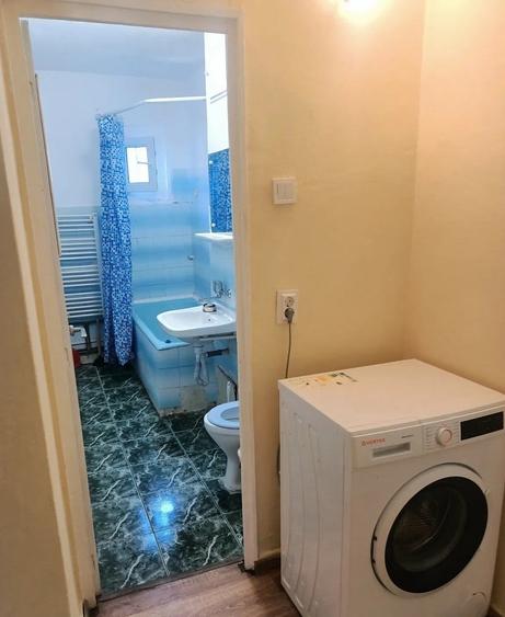 Apartament cu 2 camere decomandat în Gară