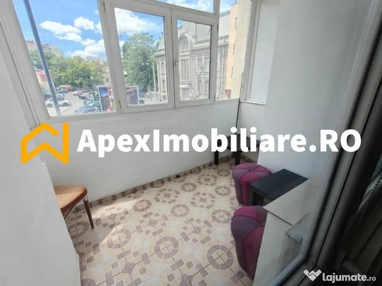 Apartament cu 3 camere semidecomandat în Universitate
