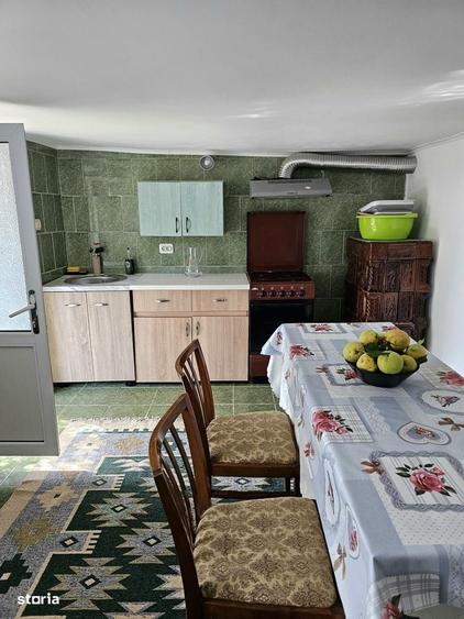 Casă cu 4 camere cu Teren 1100 Mp în Muntenii de Jos