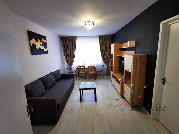 Apartament cu 2 camere circular în Astra