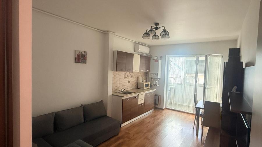 Apartament cu 2 camere semidecomandat în Dristor