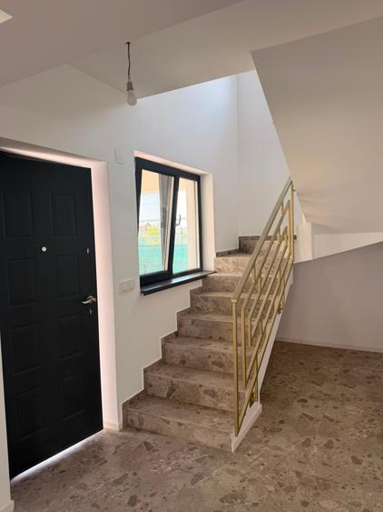Casă cu 4 camere cu Teren 350 Mp în Balotești