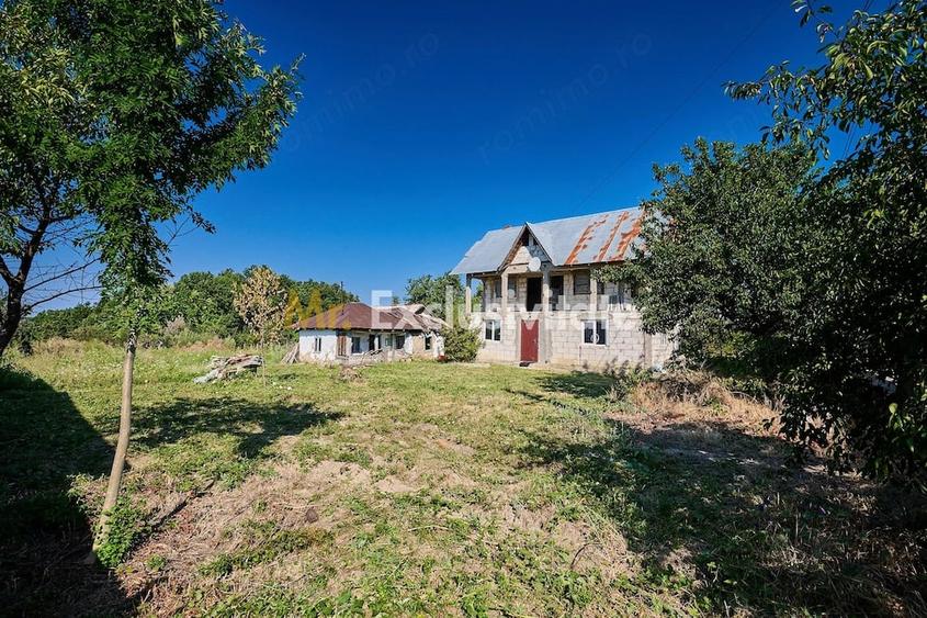 Casă cu 4 camere cu Teren 3105 Mp în Uda