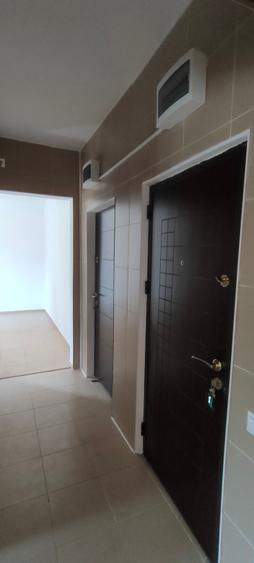 Centru,se vinde apartament decomanadat cu doua camere, pret55000euro - 1