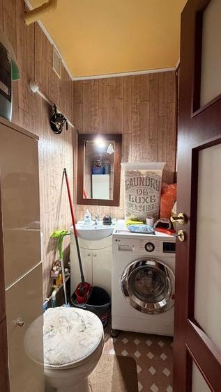 Apartament cu 4 camere în Mazepa 1