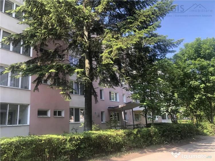 Garsonieră decomandată în Gării