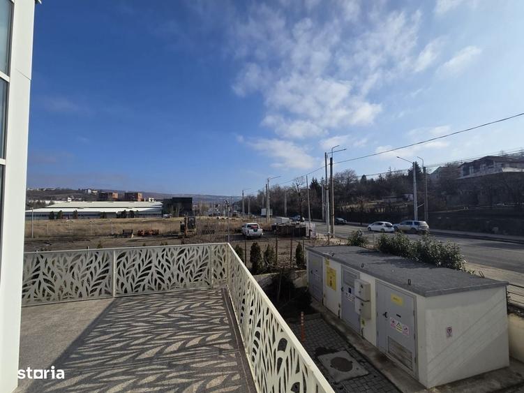 Spațiu comercial, de 100 mp, în Bucium