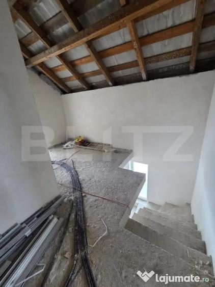 Casă cu 4 camere cu Teren 500 Mp în Gilău