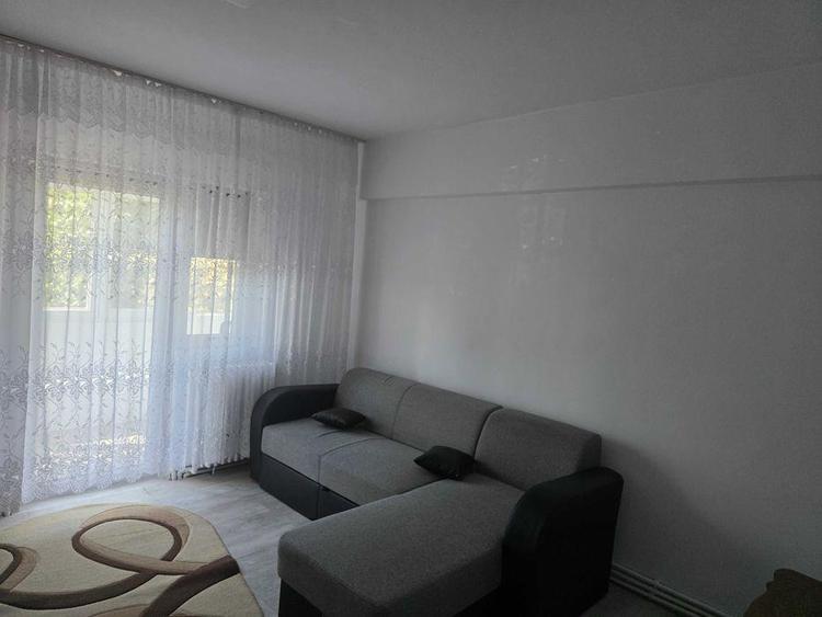 Apartament cu 2 camere decomandat în Dacia