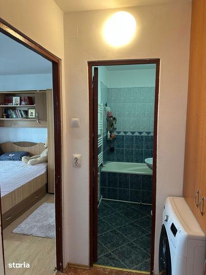 Apartament cu 2 camere decomandat, mobilat în Vest