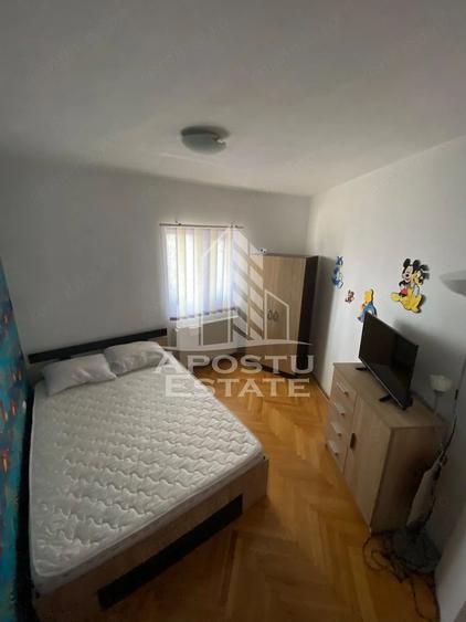 Apartament cu 4 camere decomandat în Șagului
