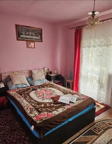 Apartament cu 4 camere decomandat în Grigorescu