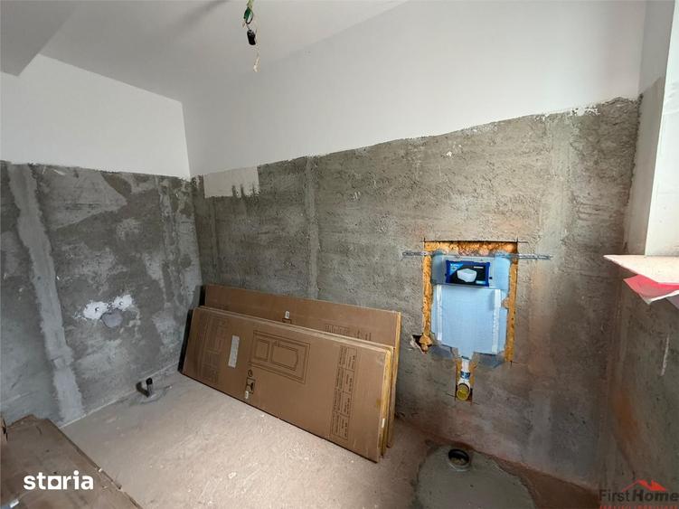 Casă cu 5 camere cu Teren 674 Mp în Vânători
