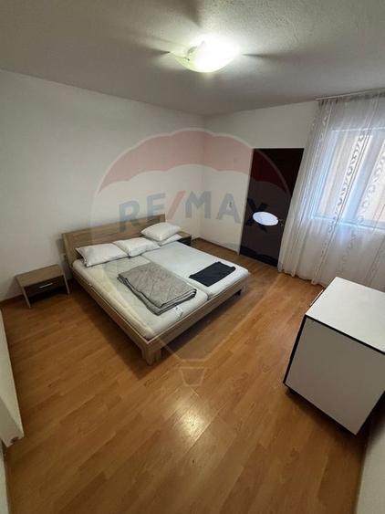 Casă individuală cu 5 camere cu Teren 1200 Mp în Ampoi 3