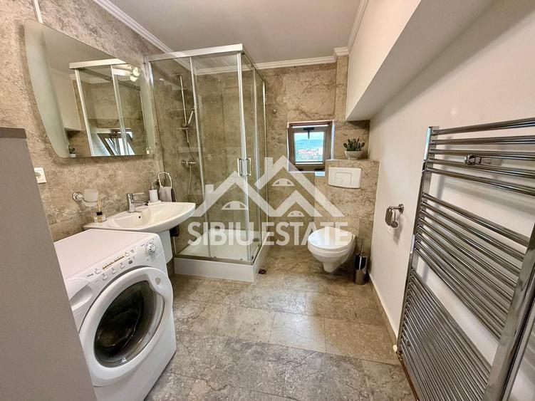 Apartament cu 4 camere decomandat, mobilat în Hipodrom 2