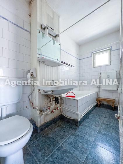 Apartament cu 2 camere decomandat în Central
