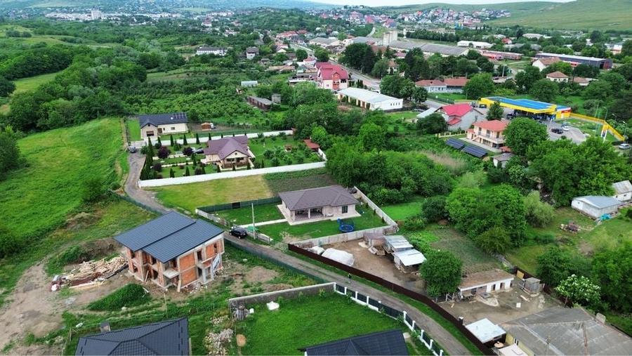 Casă cu 4 camere în Central