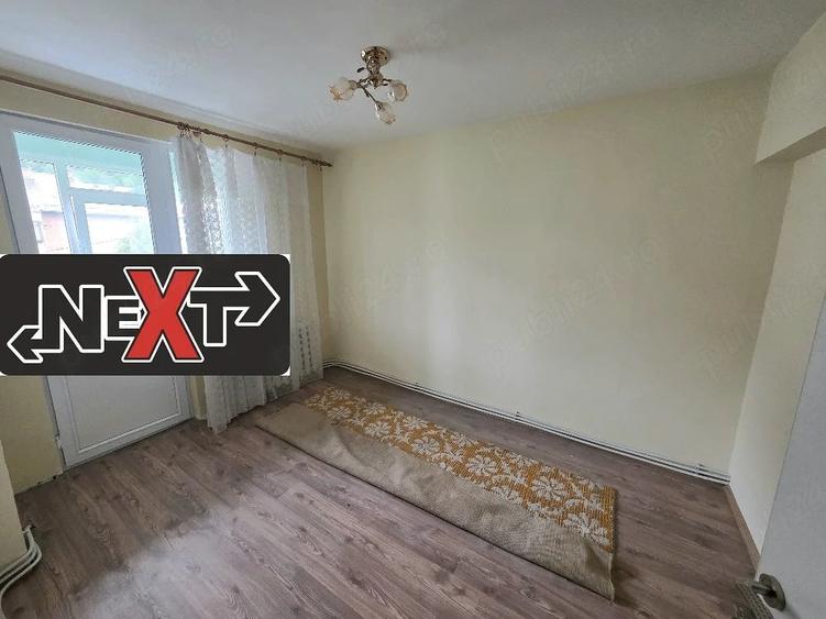 Apartament cu 3 camere decomandat în Mărăței