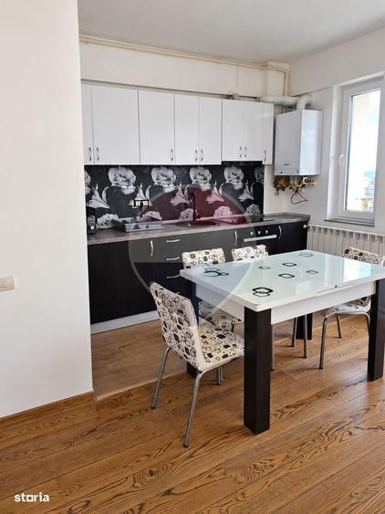 Apartament cu 3 camere decomandat în Est