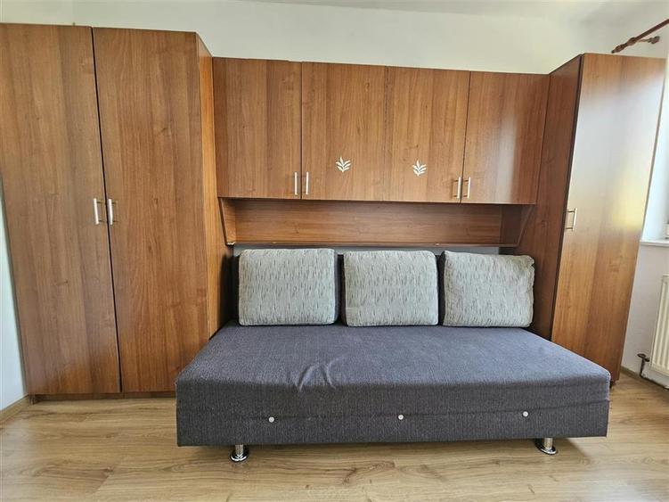 Apartament cu 2 camere decomandat în Decebal