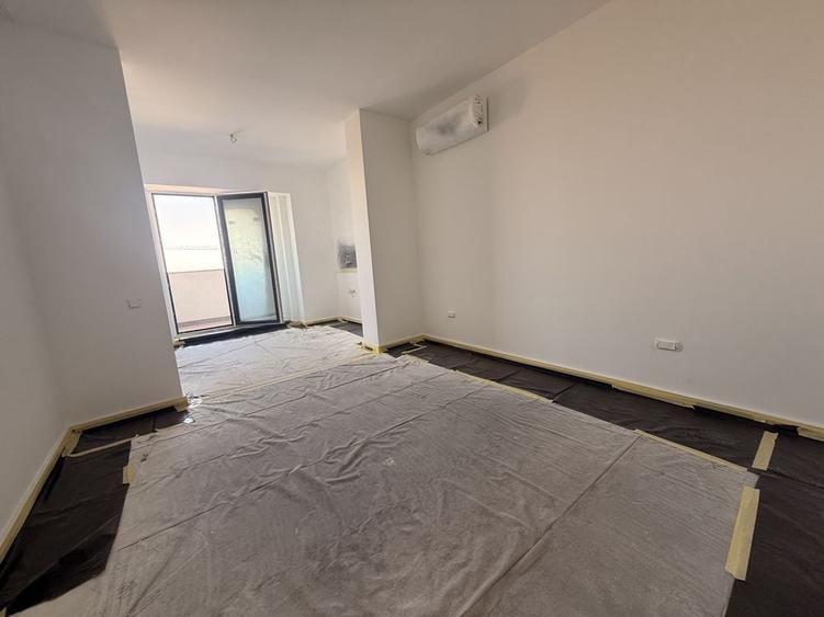 Apartament cu 2 camere semidecomandat în Theodor Pallady