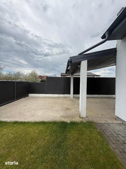 Casă cu 2 camere cu Teren 498 Mp în Cetate