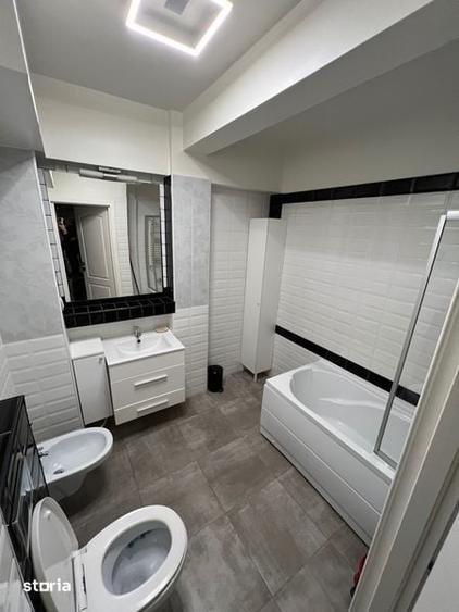 Apartament cu 2 camere semidecomandat în 9 Mai