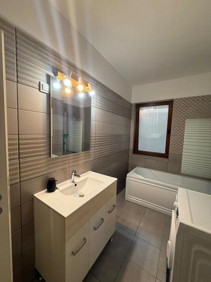 Apartament cu 2 camere semidecomandat în Torontalului
