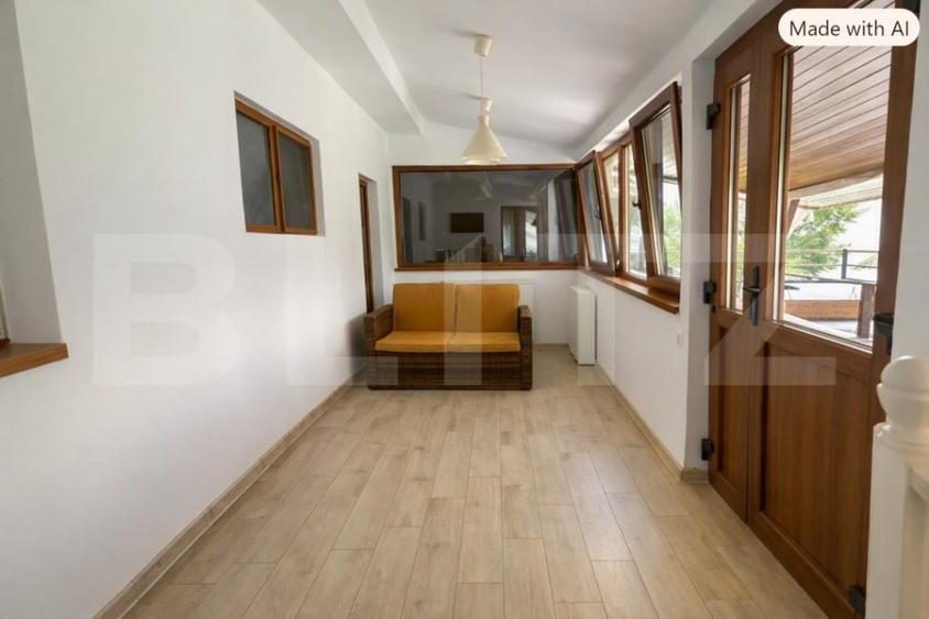 Casă cu 4 camere cu Teren 200 Mp în Central
