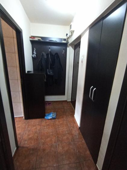 Apartament cu 2 camere decomandat în Tomis III