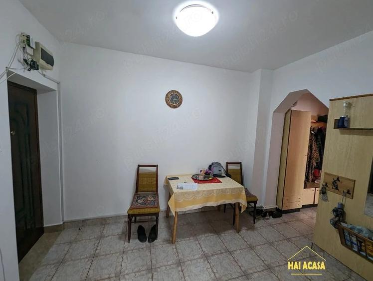 Apartament cu 3 camere decomandat în Soarelui