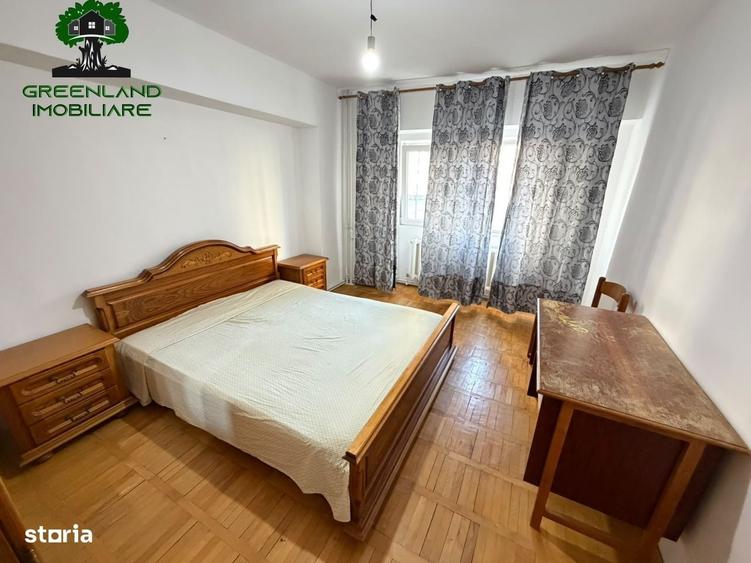 Apartament cu 3 camere decomandat în Păcurari