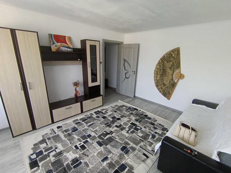 Apartament cu 2 camere nedecomandat în Exterior Vest