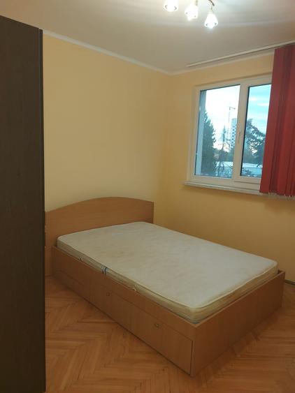 Apartament cu 2 camere semidecomandat în Domenii